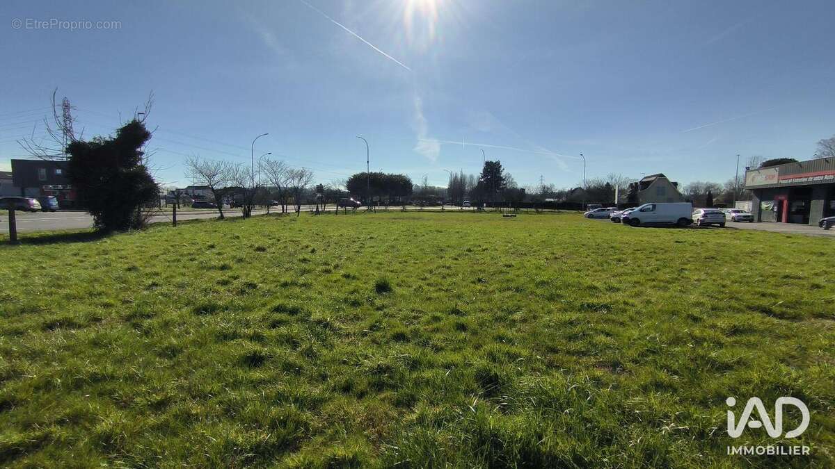 Photo 4 - Commerce à MOURENX