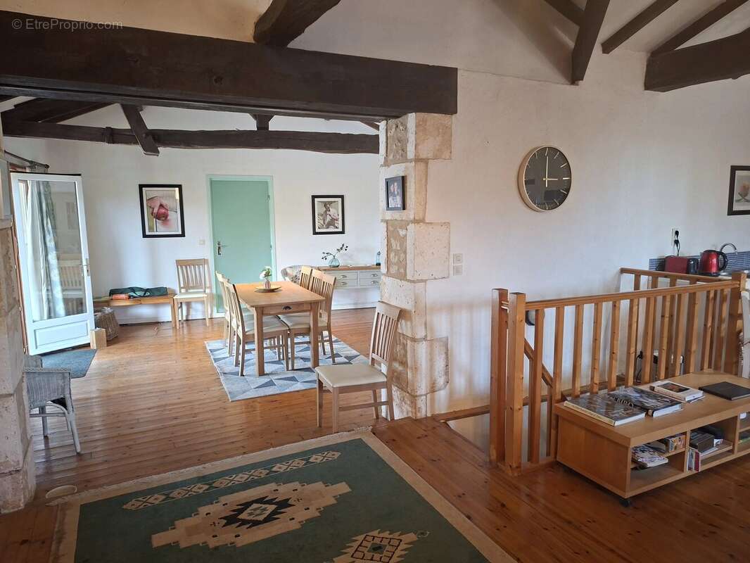 Propriété en pierre en excellent état avec piscine chauffée - photo 8