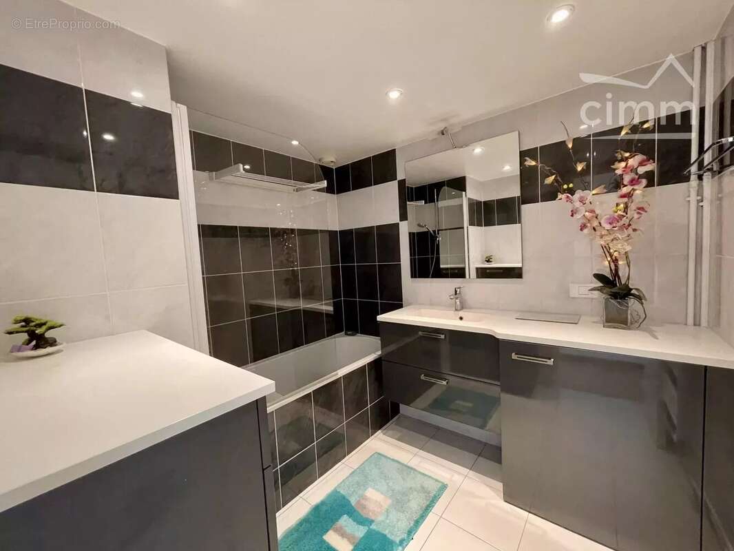 Appartement à CROISSY-SUR-SEINE