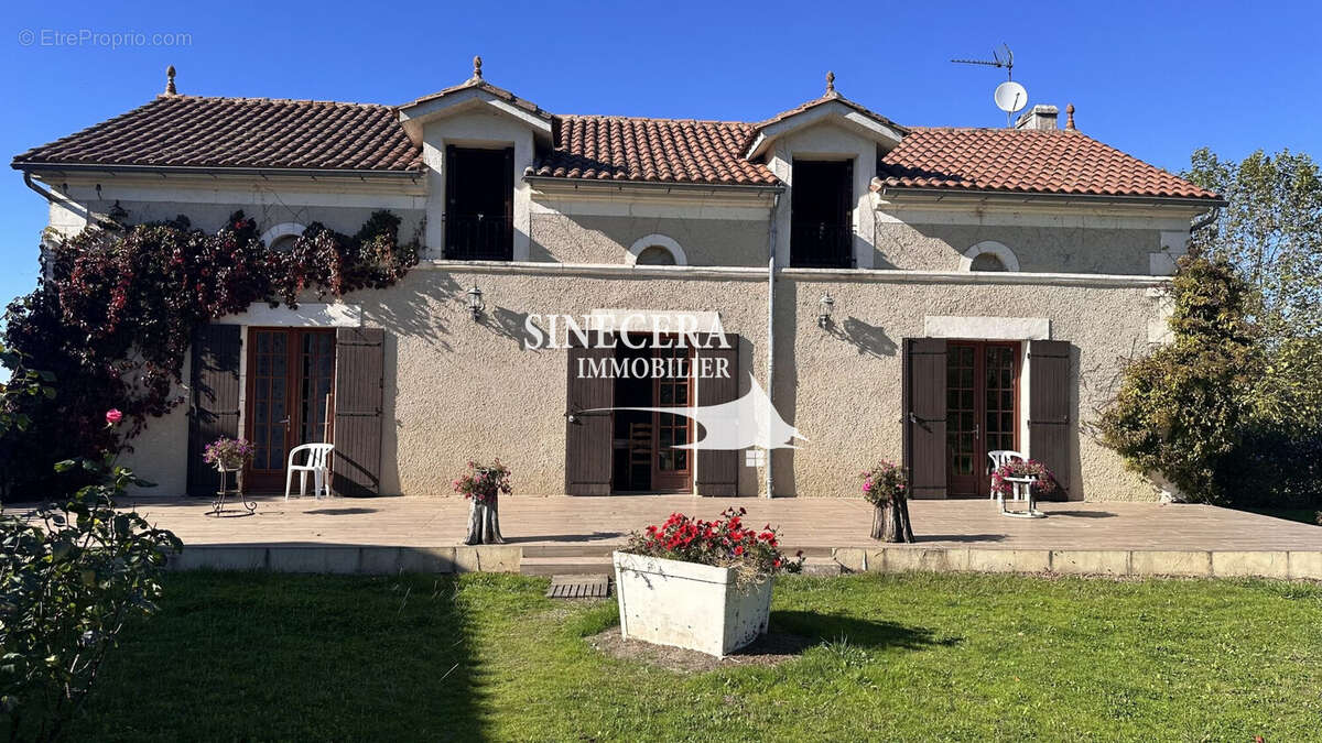 Maison à SAINT-ANDRE-DE-DOUBLE