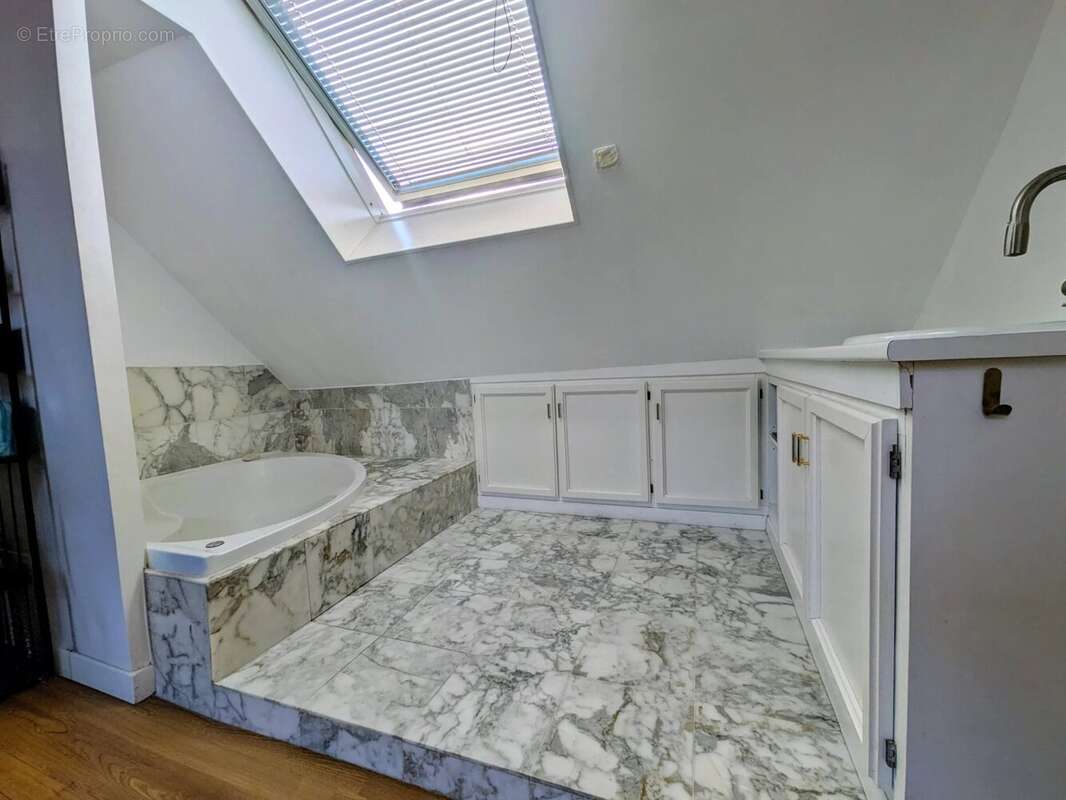 Maison à COULOMMIERS