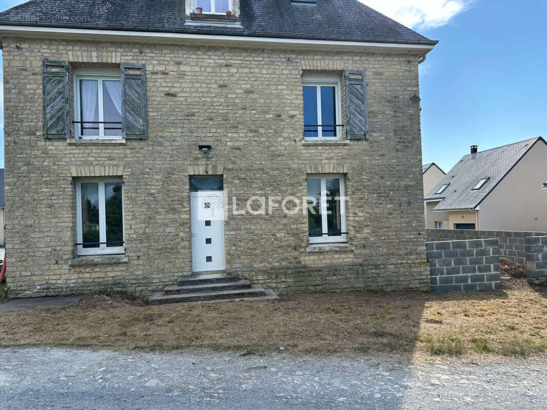 Appartement à FONTENAY-LE-MARMION