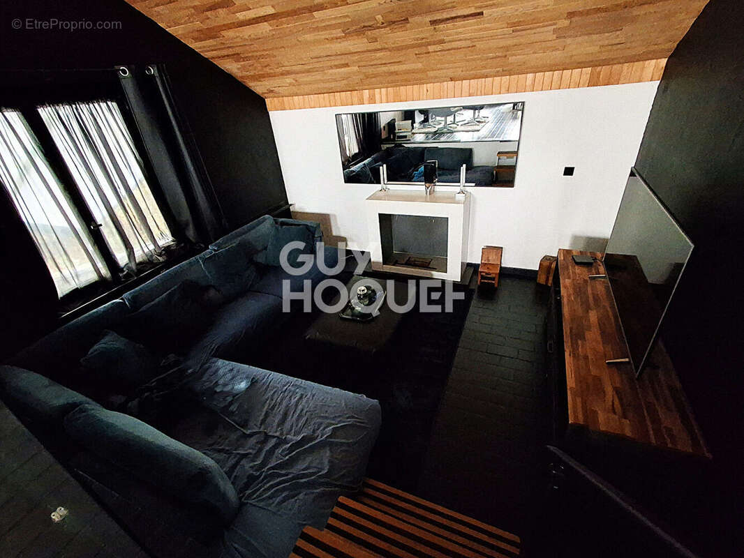 Maison à MONT-BERNANCHON