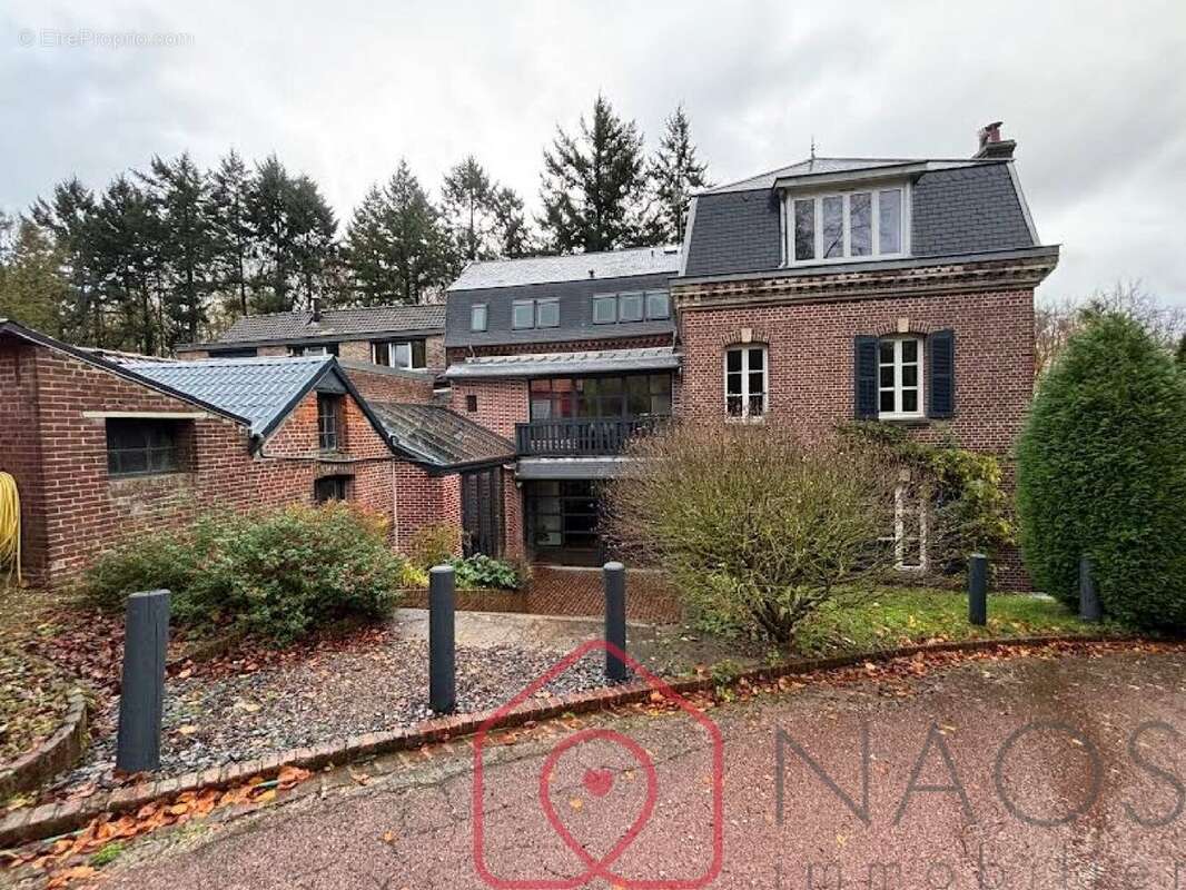 Maison de caractère  283,13 m² habitables - photo 2