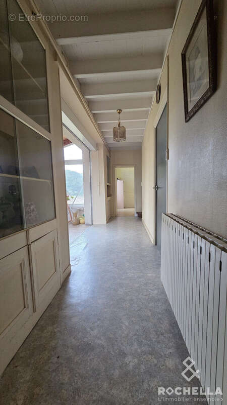 Accès véranda salon - Maison à PAILLE