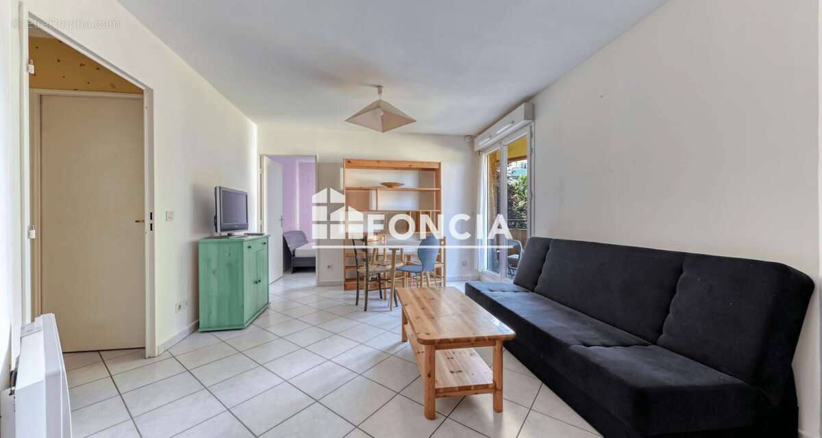 Appartement à LYON-8E
