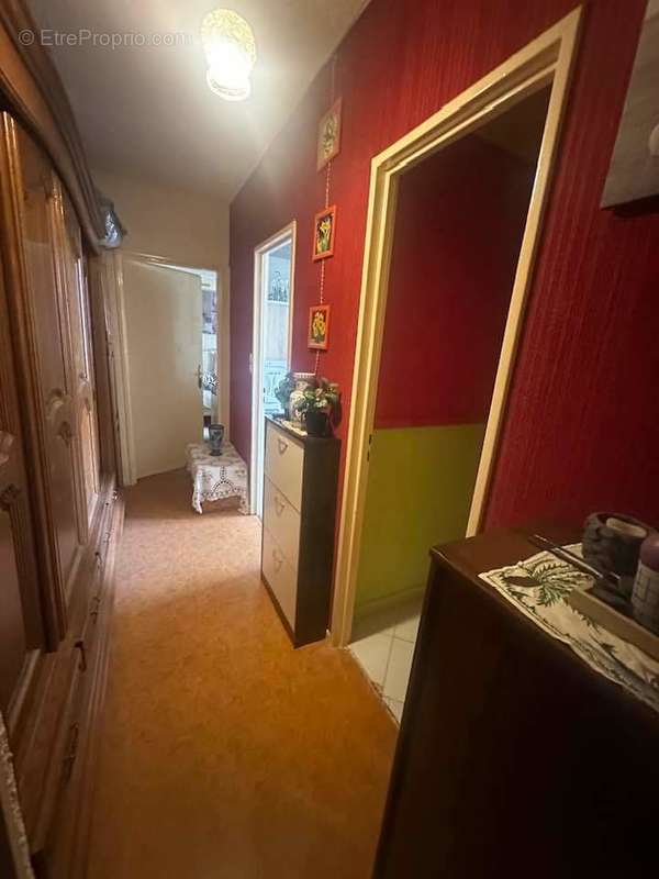 F4 115m2 avec place privative et jardin - photo 14