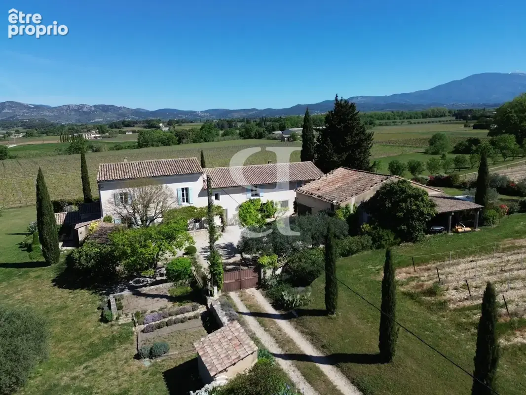 Maison 300 m² à Carpentras  - photo 6