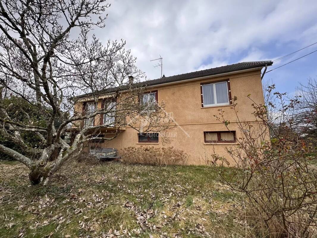 Maison lumineuse de 82 m² à Diou avec jardin - photo 2