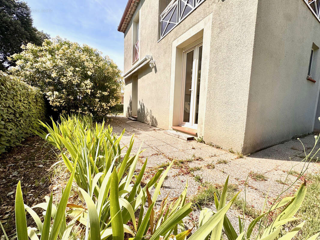 Vaison-la-Romaine   Appartement de plain-pied avec jardin - photo 2