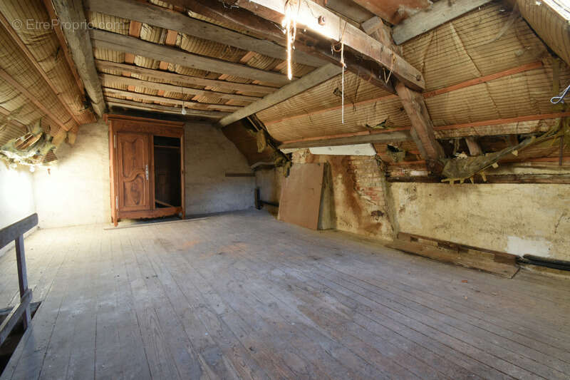 Maison à SAINT-FRAIMBAULT