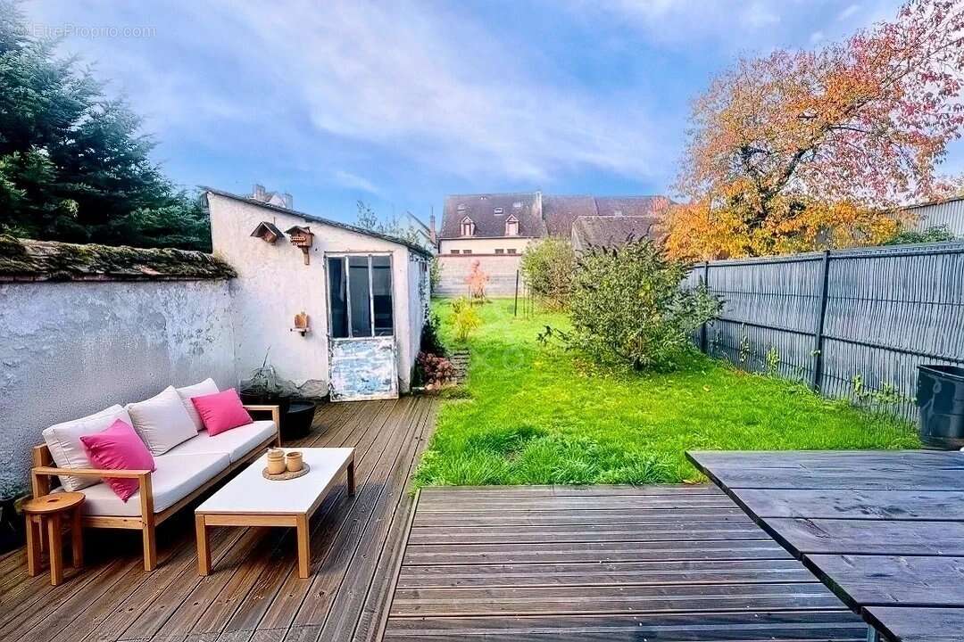 Maison rénovée avec jardin au coeur de Lorris - photo 9
