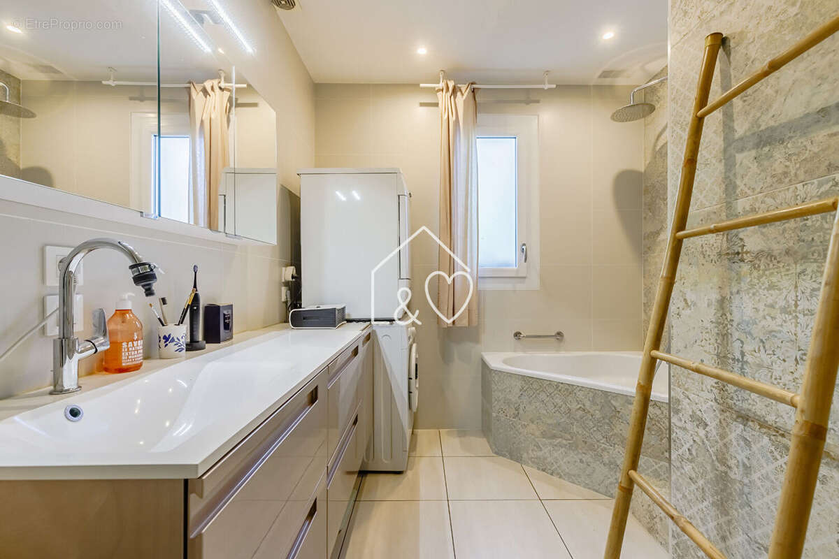 Maison familiale avec terrain constructible - photo 11