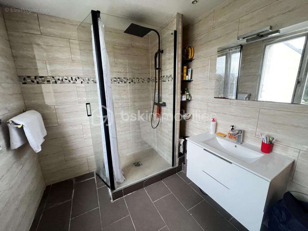 Maison à BONNEUIL-SUR-MARNE