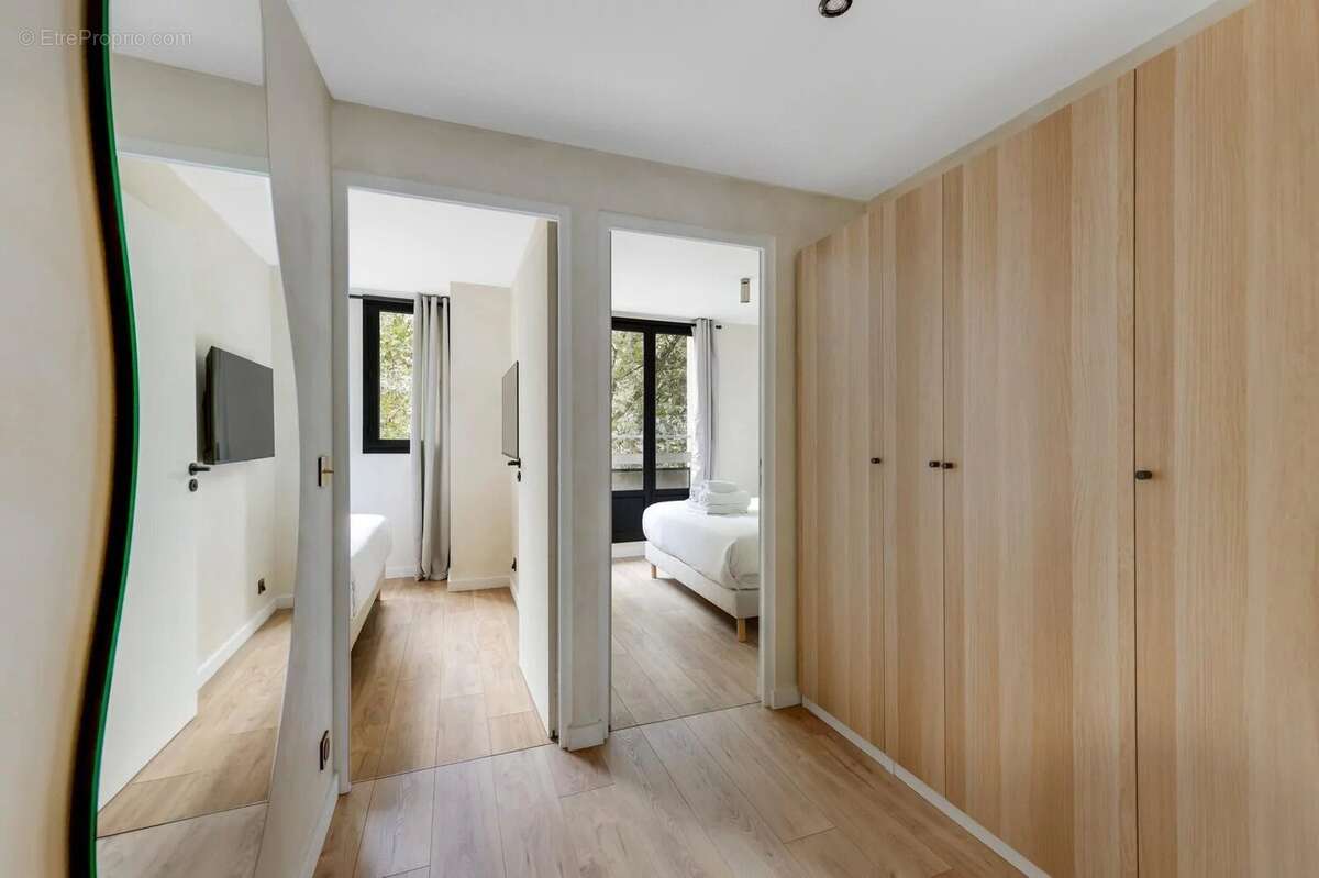 Appartement à NEUILLY-SUR-SEINE