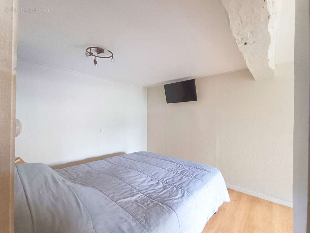 Maison à CHERVES-RICHEMONT