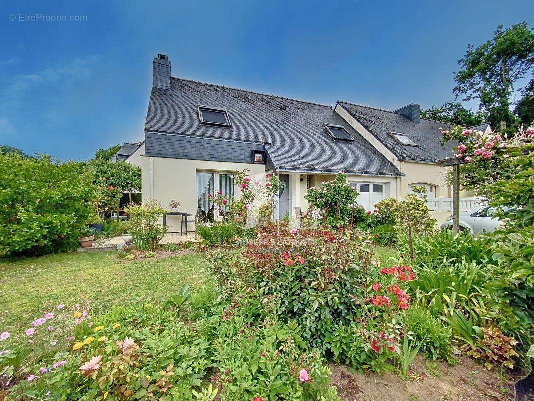 Maison à LARMOR-PLAGE