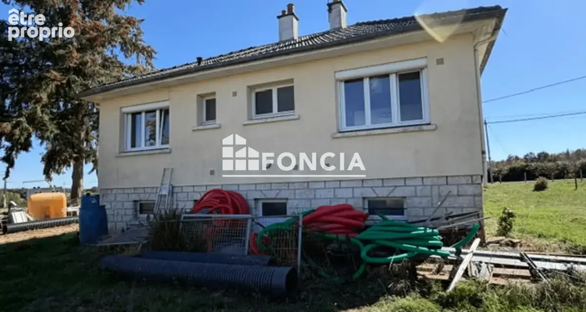 À VENDRE – Maison en briques à rénover avec grand entrepôt de 190 m² - photo 5