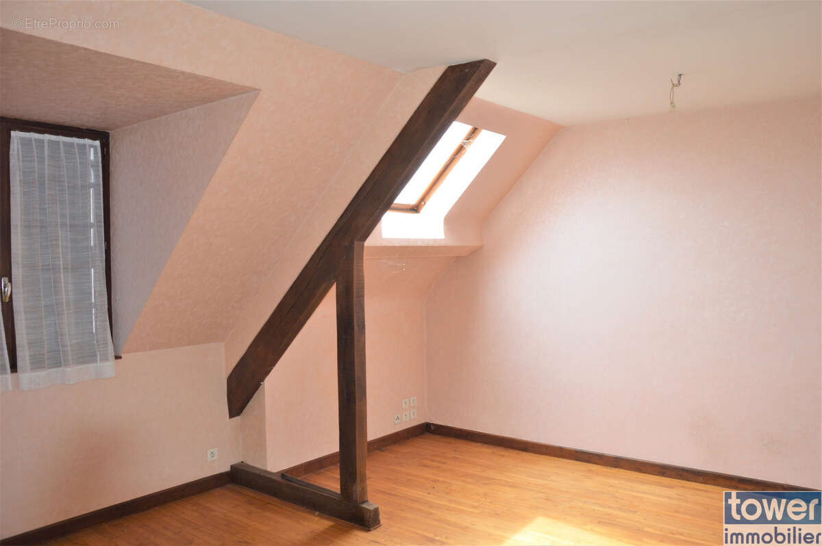 Maison à LASSOUTS