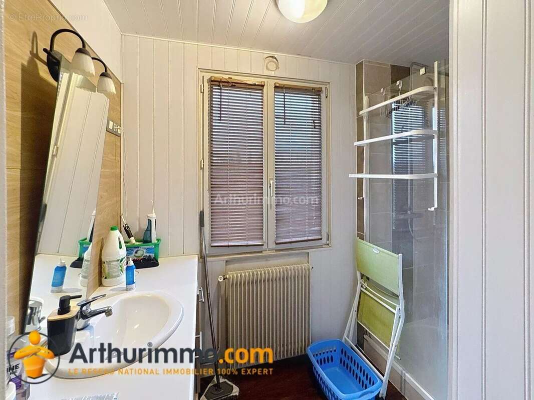 Maison à CHIGNY-LES-ROSES