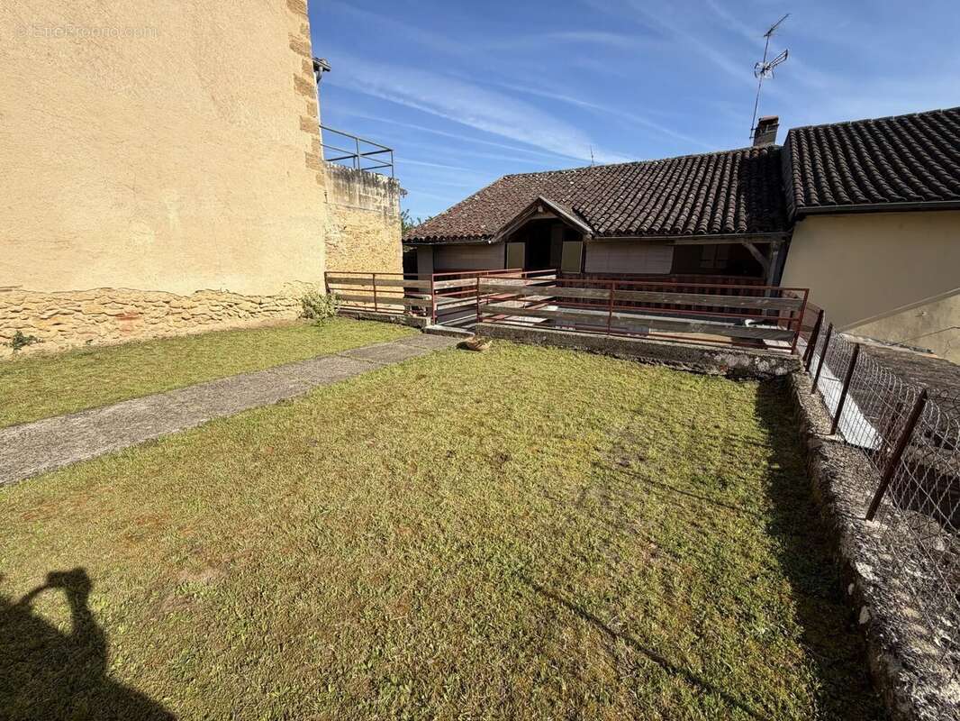 Maison à ESTANG