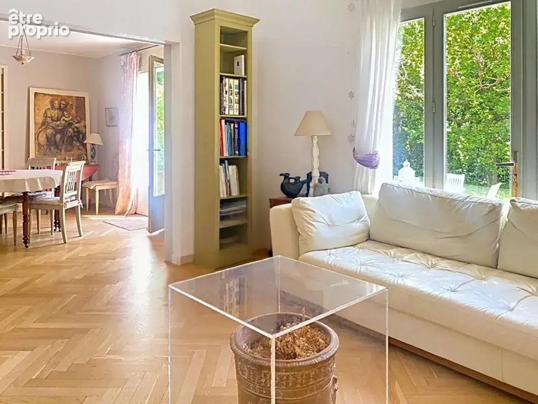 Belle maison de 4 ch sur magnifique jardin dans un quartier résidentiel d'Eysines, intra rocade 210 m2 - photo 5