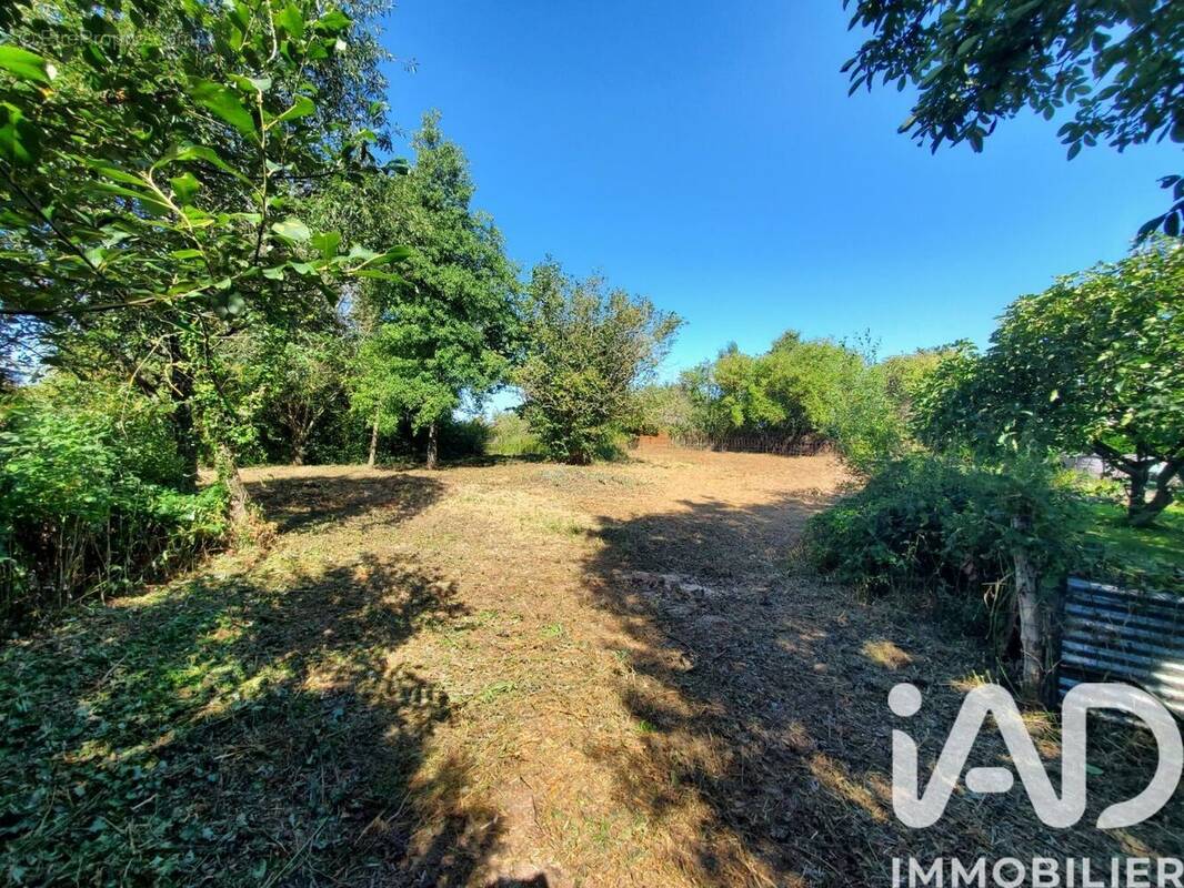 Photo 1 - Terrain à CHEZY-SUR-MARNE