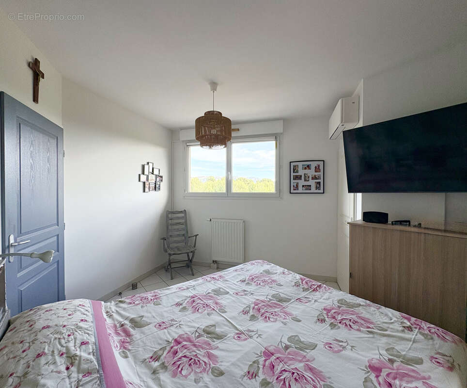 Appartement à SIX-FOURS-LES-PLAGES