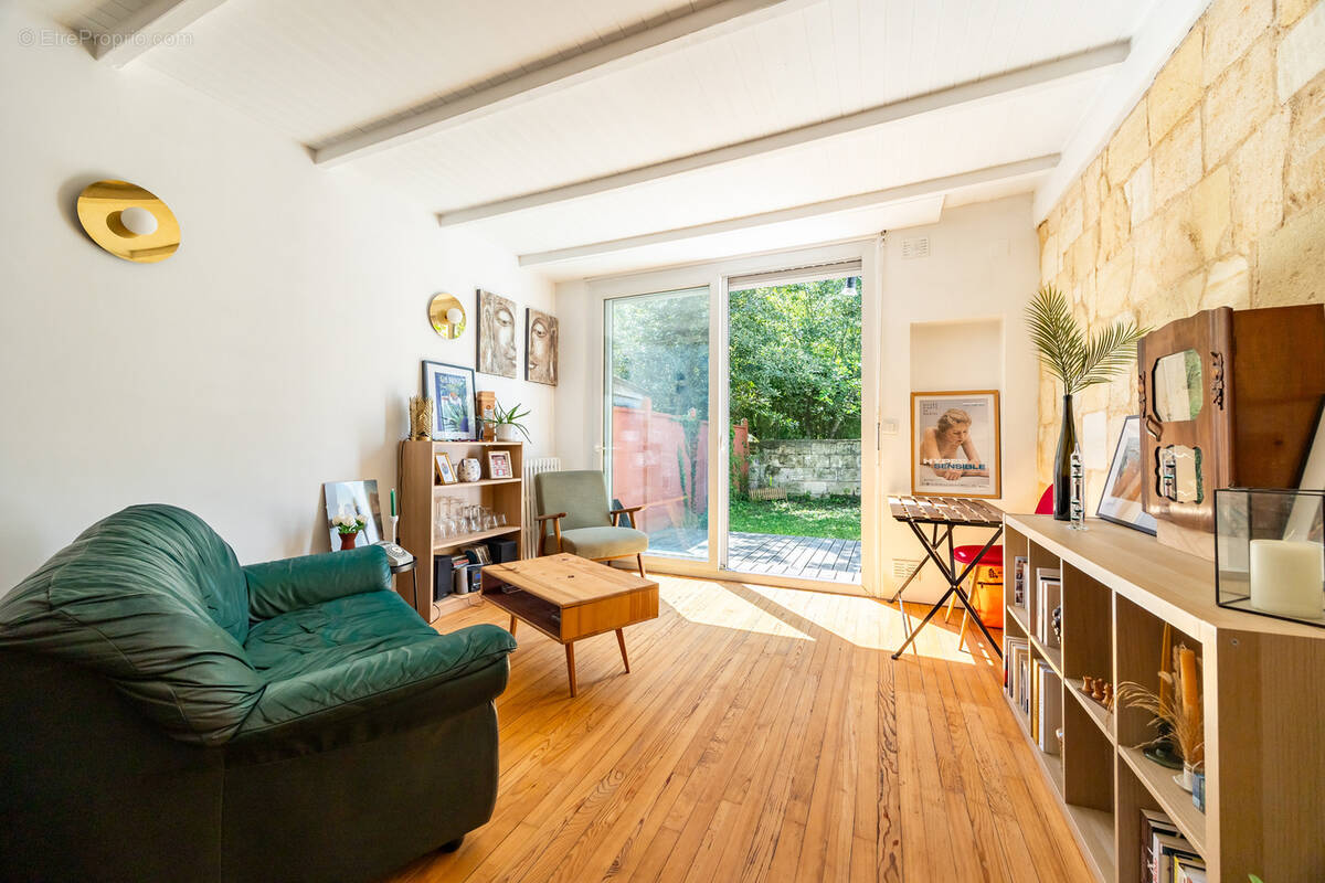 Appartement à BORDEAUX