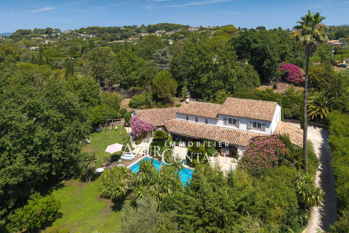 Maison 214 m² à Mougins  - photo 3