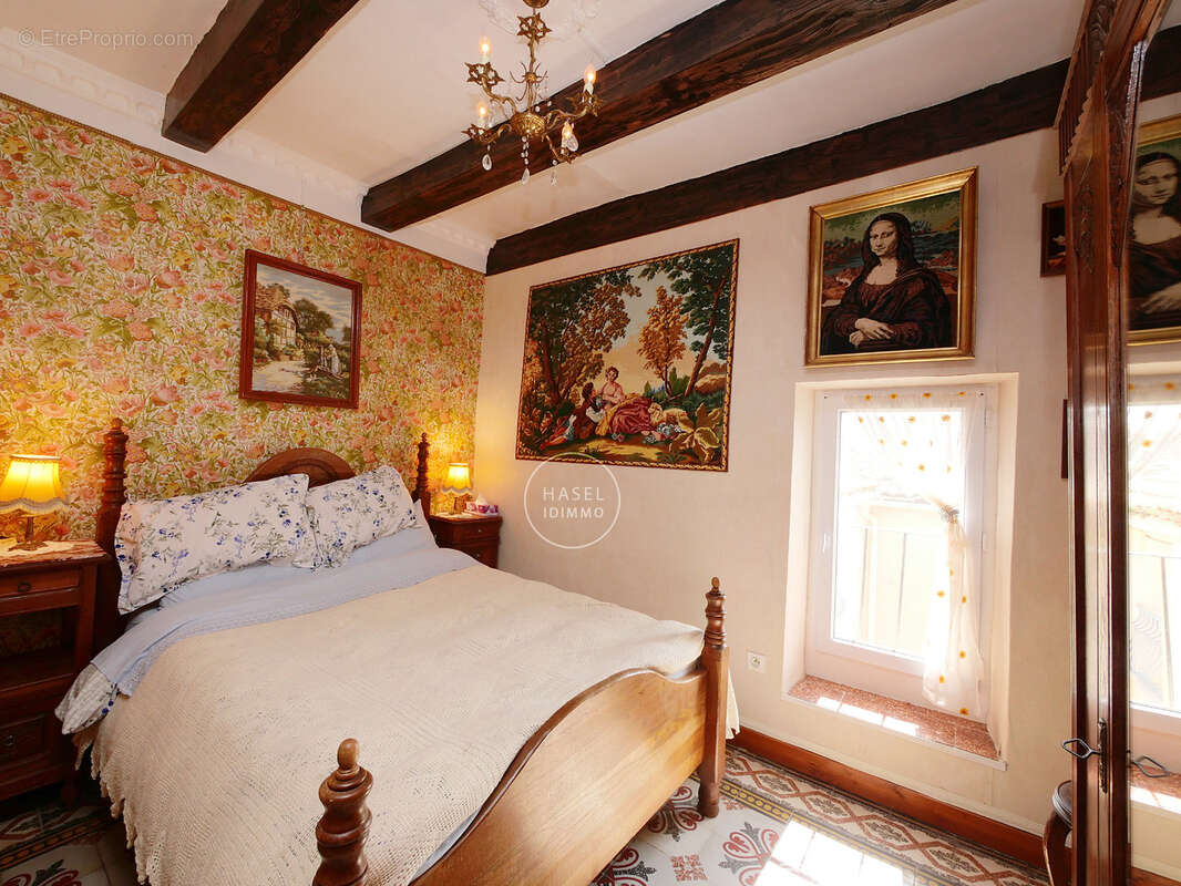 Maison à POMEROLS