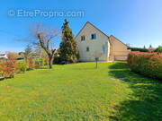 Maison à VILLEBOUGIS
