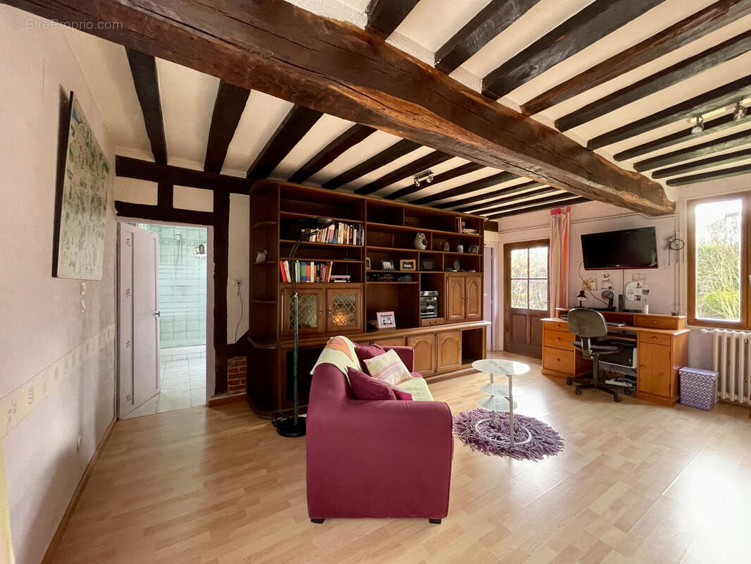 Maison à ARNIERES-SUR-ITON