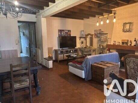 Maison 130 m² à Castillon-La-Bataille  - photo 4