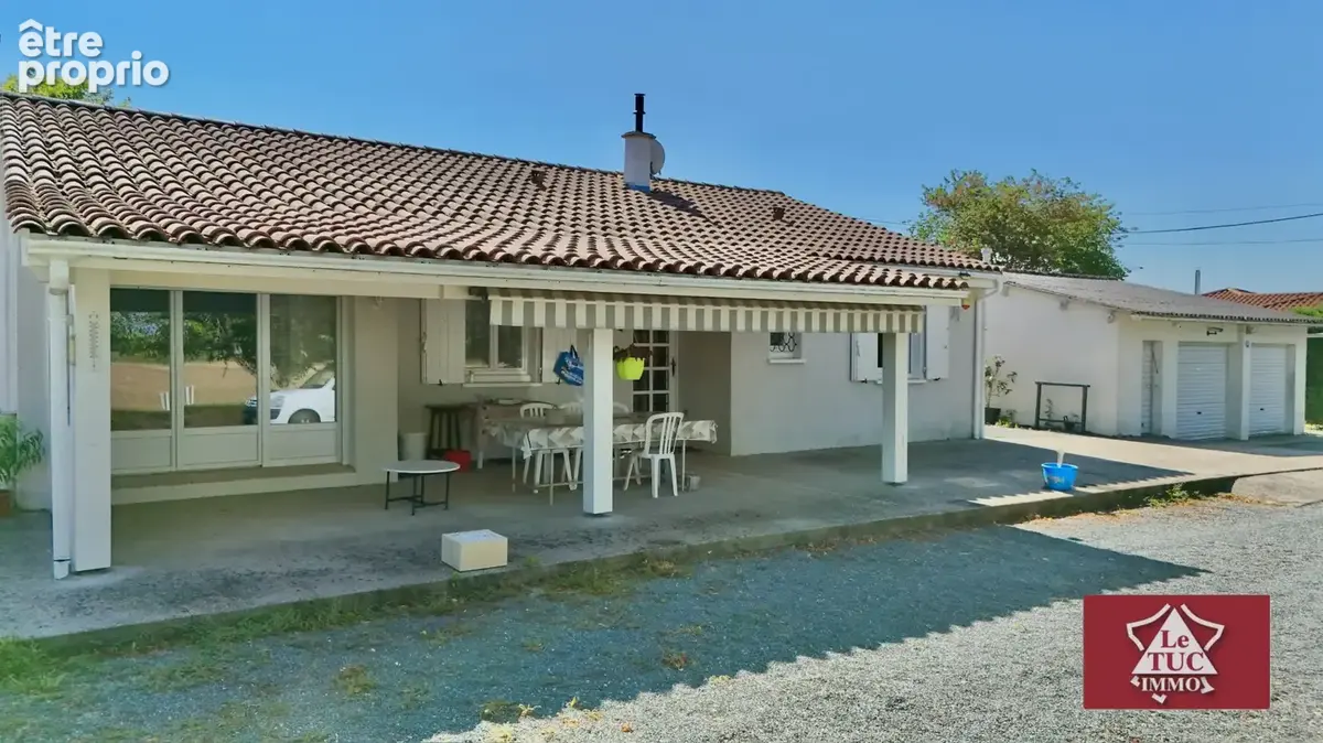 Maison de plain pied avec double garage et dépendance. - photo 5