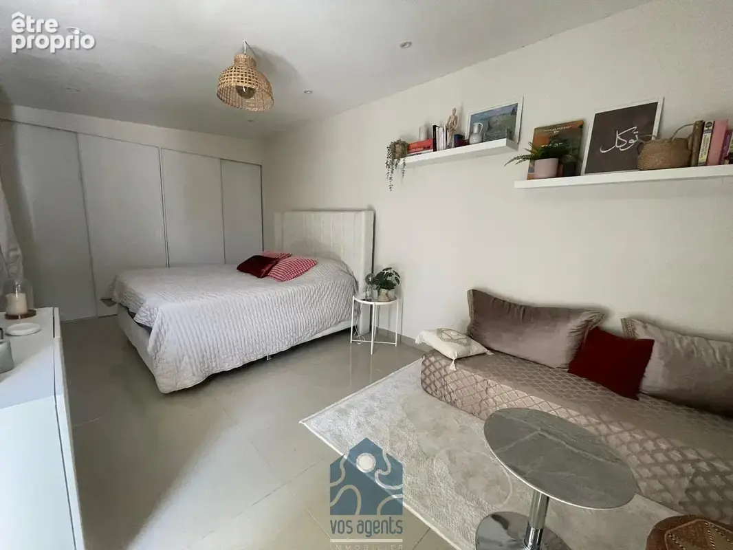 Ensemble immobilier comprenant une maison avec 2 chambres, jardin et un studio en annexe, un appartement indép - photo 7