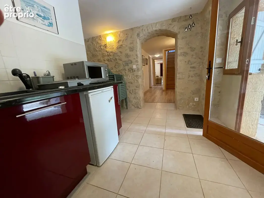 LOT - proche de PRAYSSAC -  Maison en pierre du Quercy rénovée ,3 chambres + appartement indépendant, grange ,piscine à 5 minute - photo 13