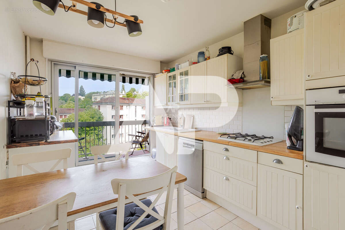 SEVRES CENTRE -  Appartement familial - photo 2