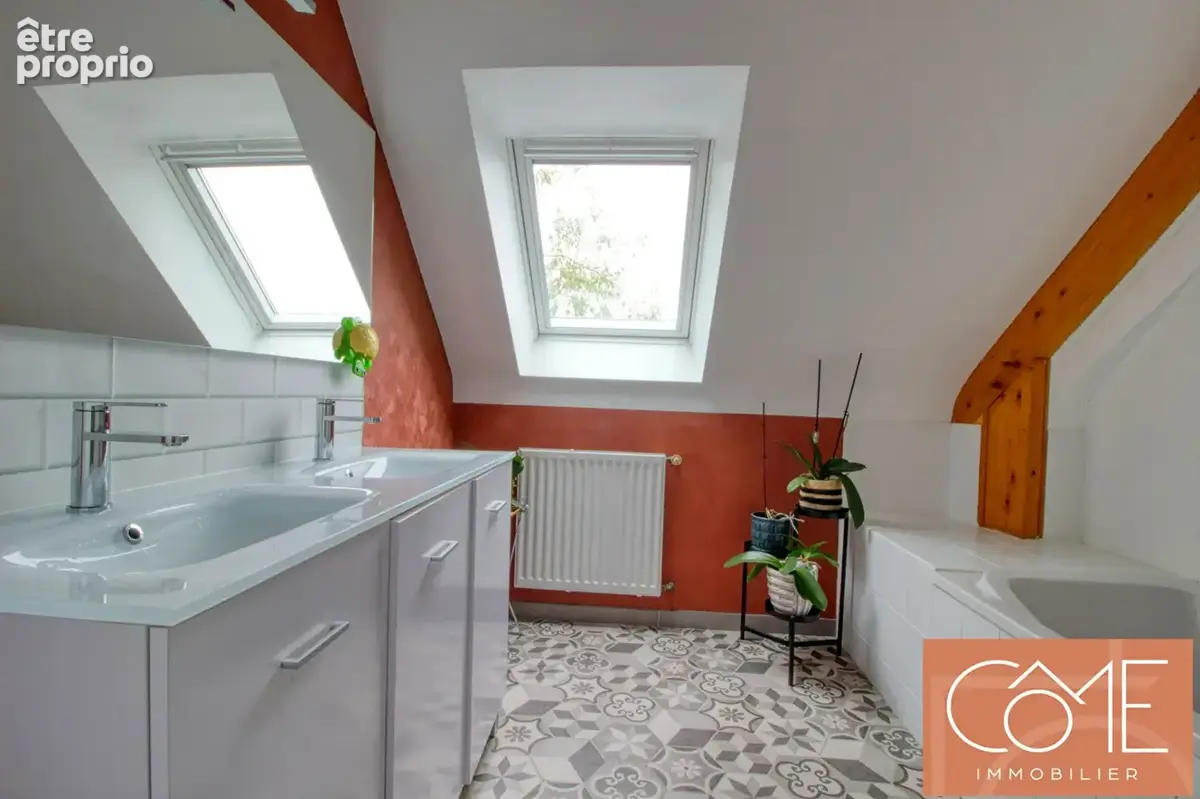 A vendre chez côme immobilier rennes  - maison familiale 135 m² - 4 chambres - bureau - sous-sol complet avec garage - terrain 6 - photo 7