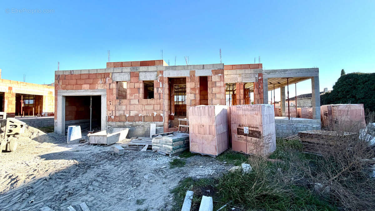 Maison à ALTHEN-DES-PALUDS