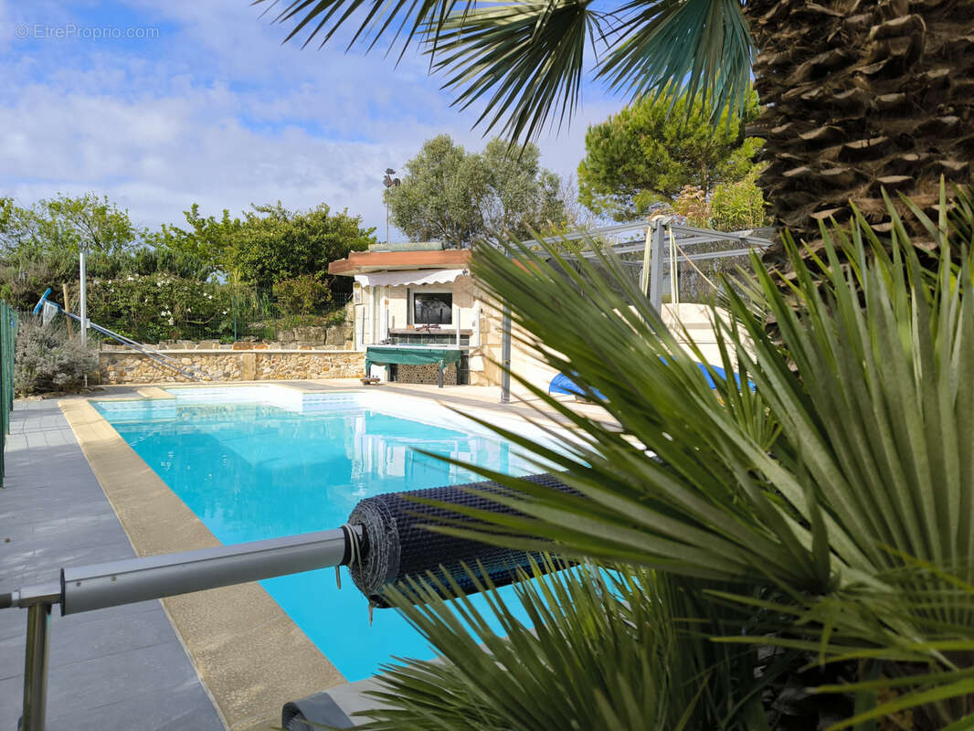 Maison à CHENAC-SAINT-SEURIN-D'UZET