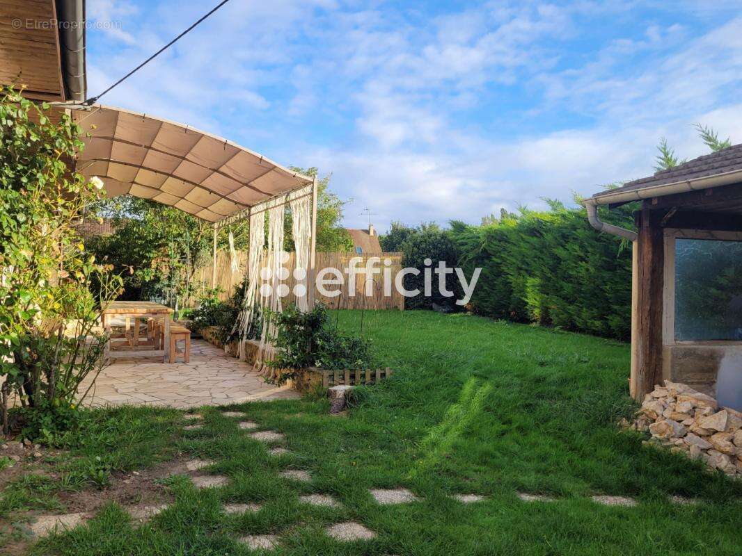 Maison à RAMBOUILLET