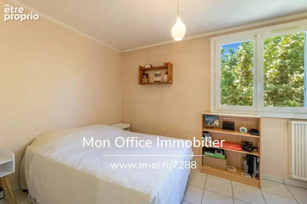 Référence : 7288-ETH - Exclusivité - Appartement - 3 pièces - 75m2 - Aix-en-Provence - photo 5