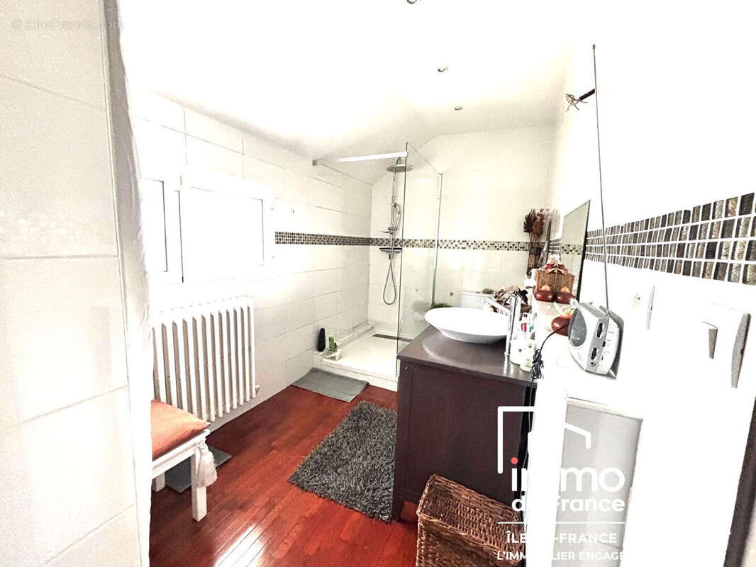 Maison à NOISY-LE-GRAND