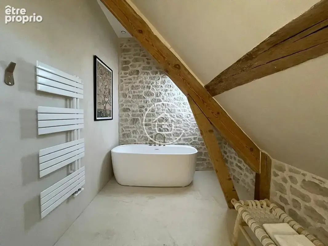 Maison Saint Denis Sur Loire 8 pièce(s) 184 m2 - photo 10