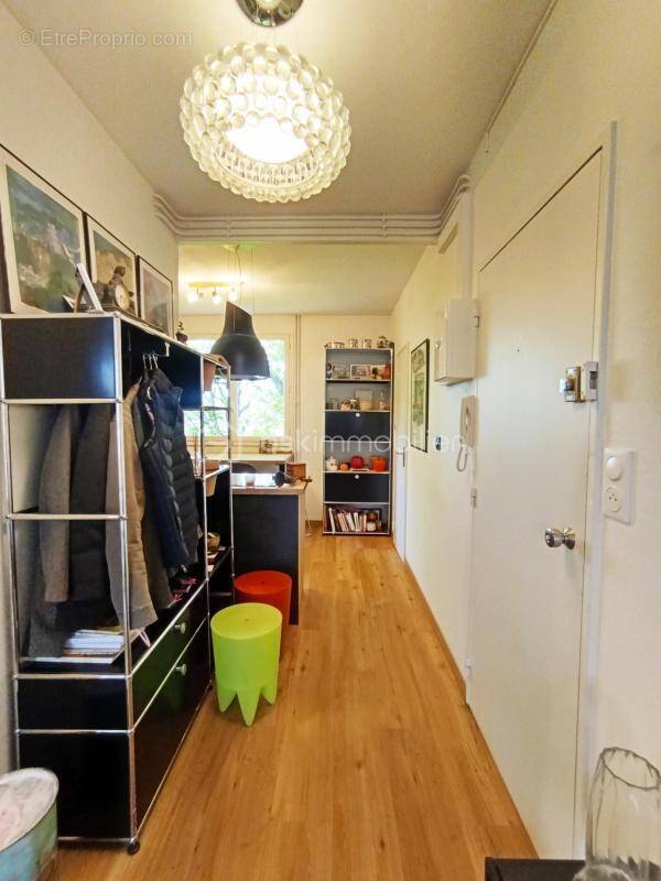 Appartement à SAINT-CYR-SUR-LOIRE