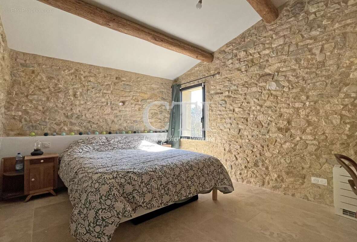 Maison à VAISON-LA-ROMAINE