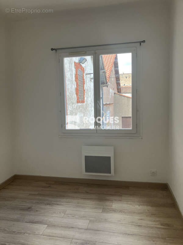 Bédarieux, à vendre belle maison de ville composée de deux appartements loués ! - photo 12