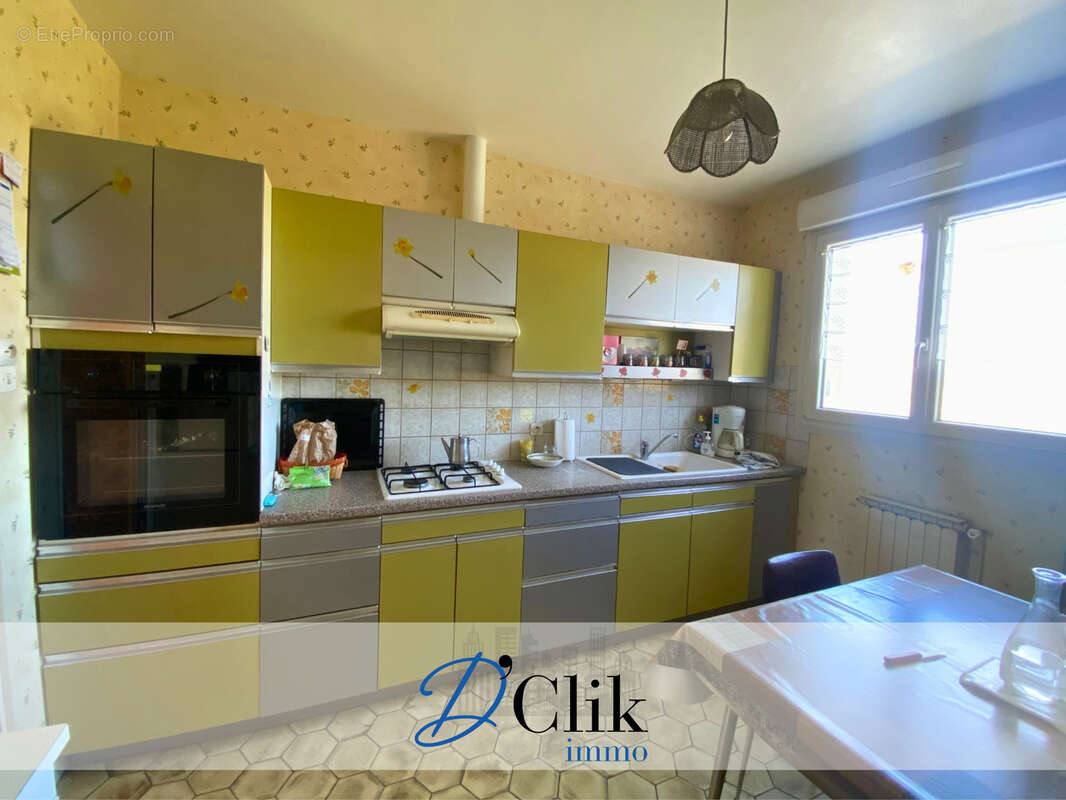 Maison à LE BOURGNEUF-LA-FORET