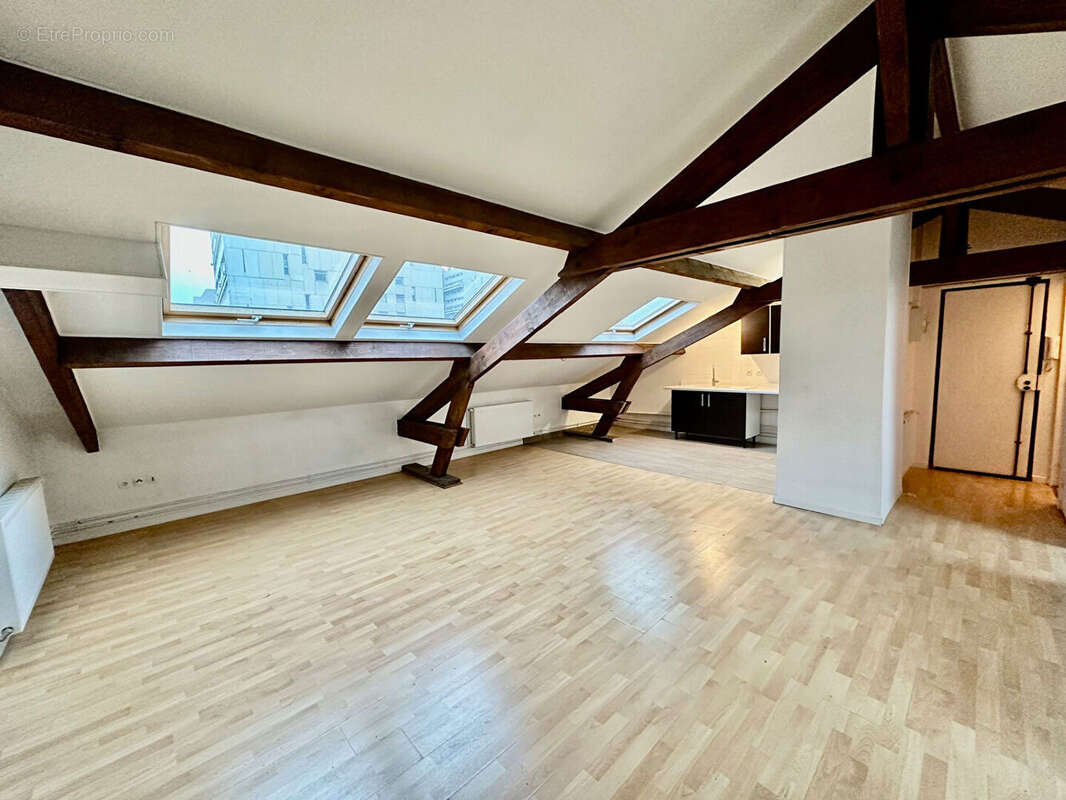 Appartement à IVRY-SUR-SEINE